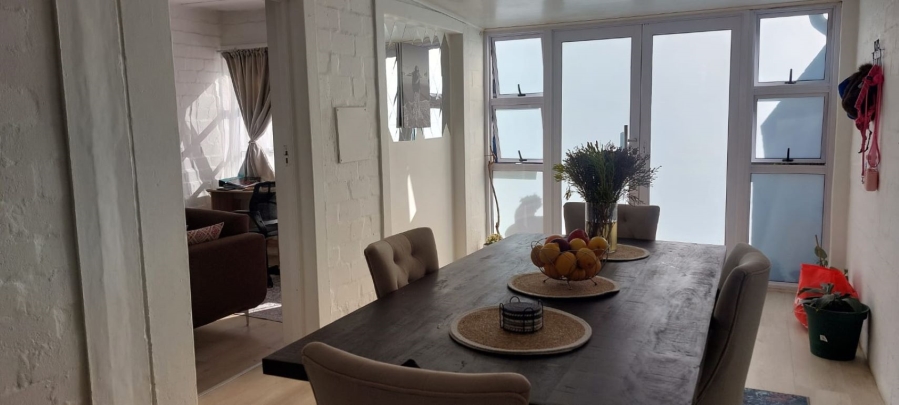To Let 2 Bedroom Property for Rent in Guldenland Western Cape
